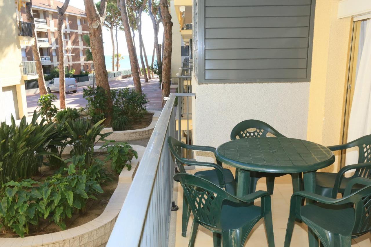 Pins I Mar - Only Families Apartment Cambrils Bagian luar foto
