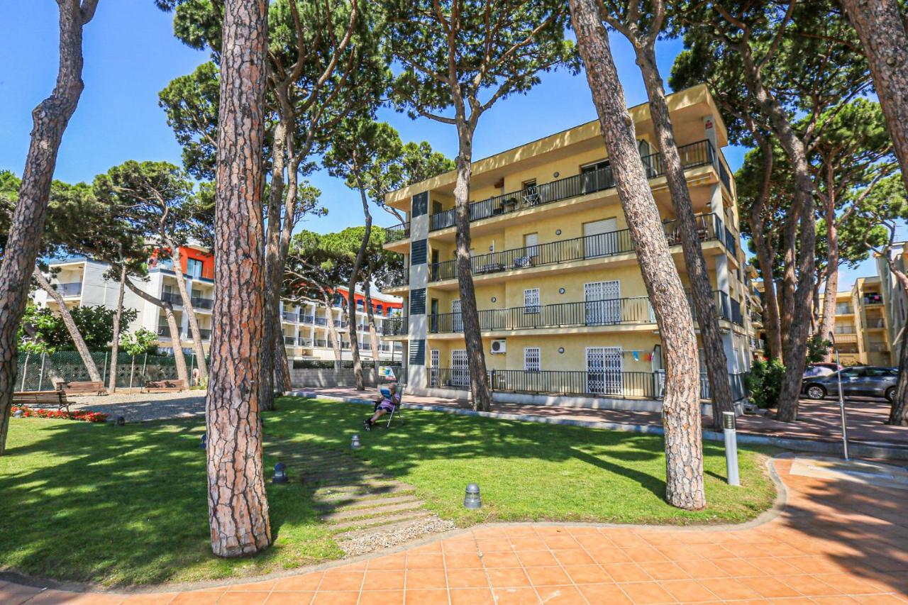 Pins I Mar - Only Families Apartment Cambrils Bagian luar foto